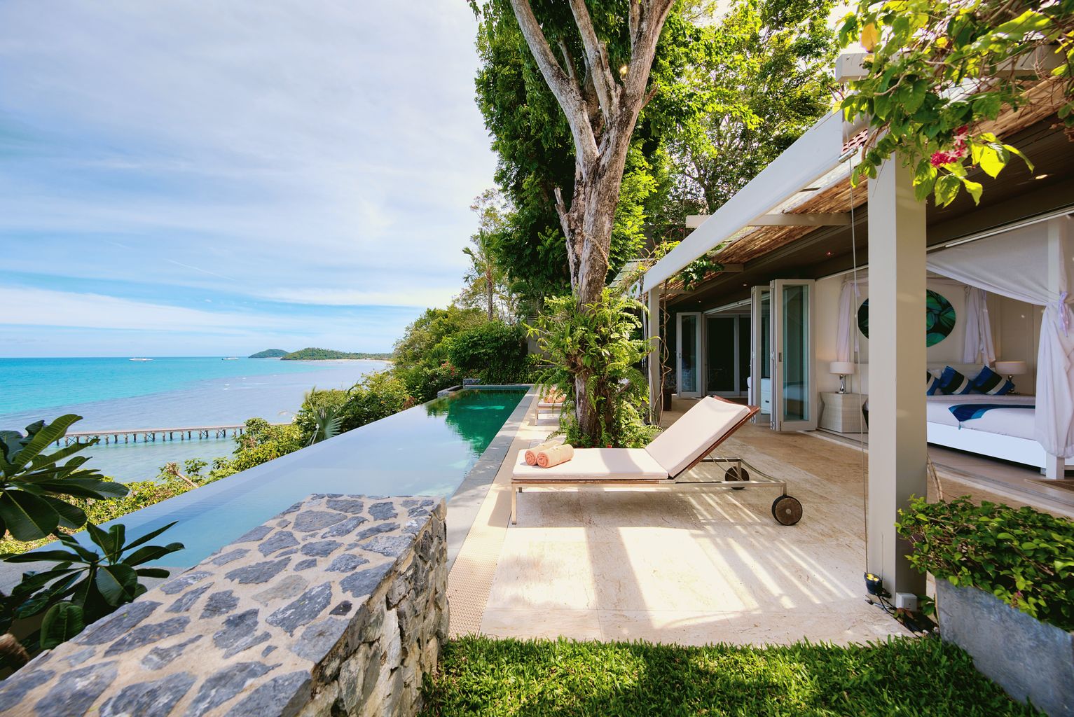 ID:515/V3 Three bedroom villa with stunning sea views