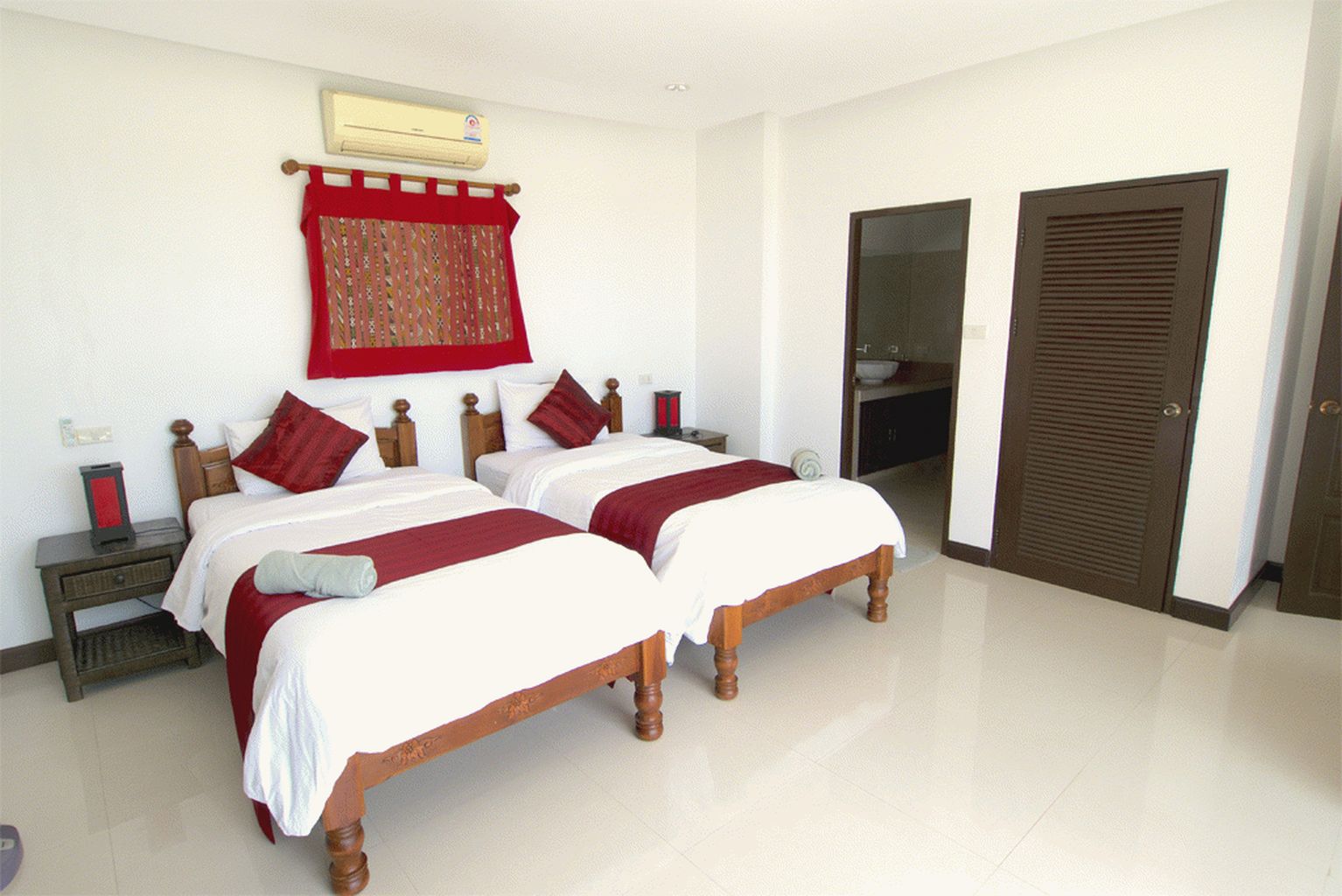 ID:486 Two bedrooms villa near Hua Thanon beach
