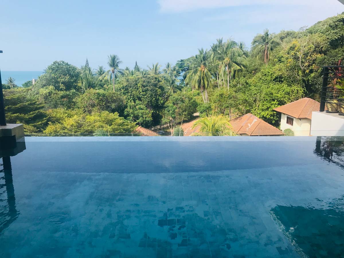 ID:652/P Two bedroom penthouse near Crystal Bay beach