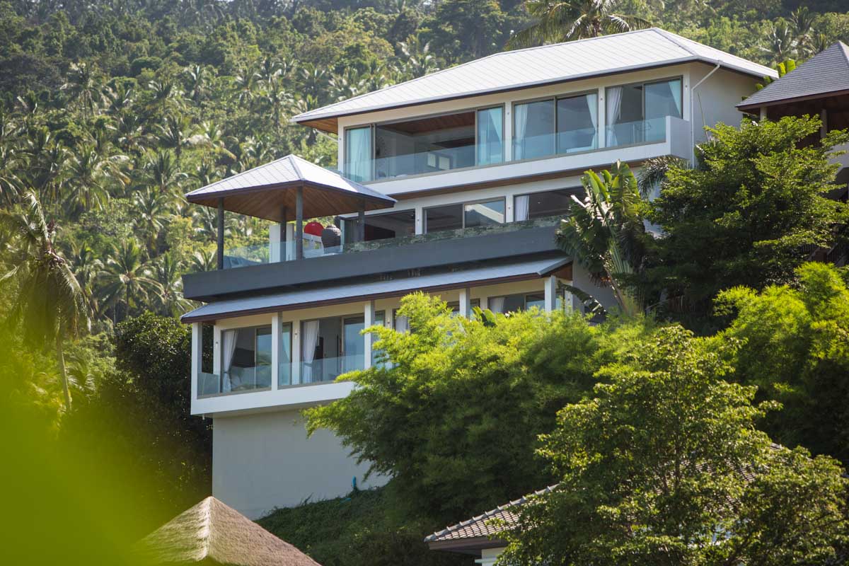 ID:621/JLZ Six bedrooms villa in Chaweng Noi