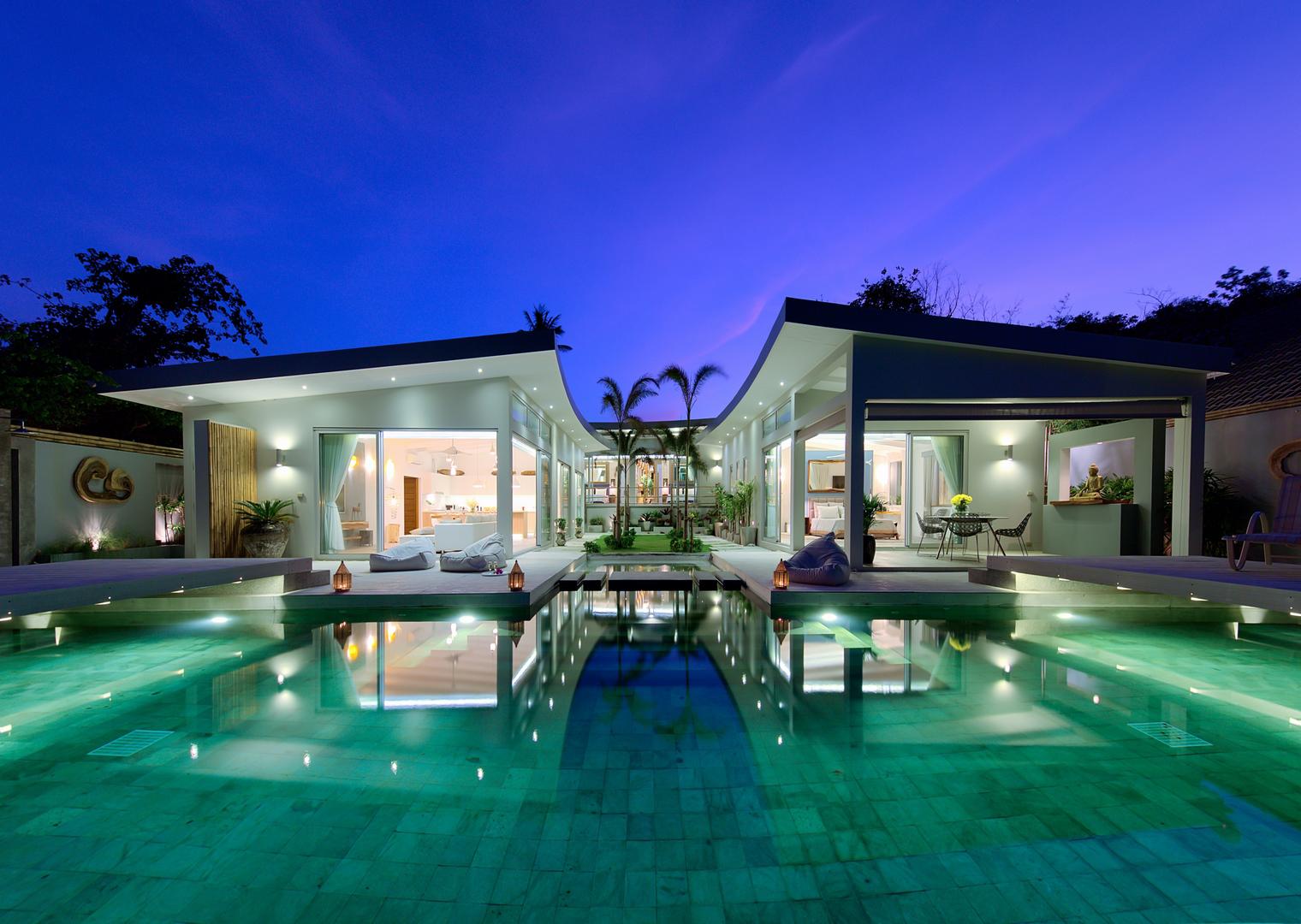 ID:733 Five bedroom beachfront villa on Samrong