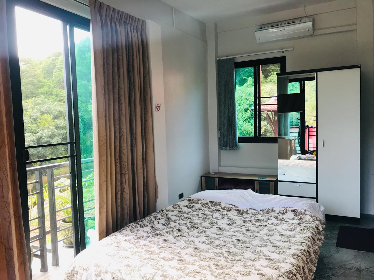 ID:652/P Two bedroom penthouse near Crystal Bay beach