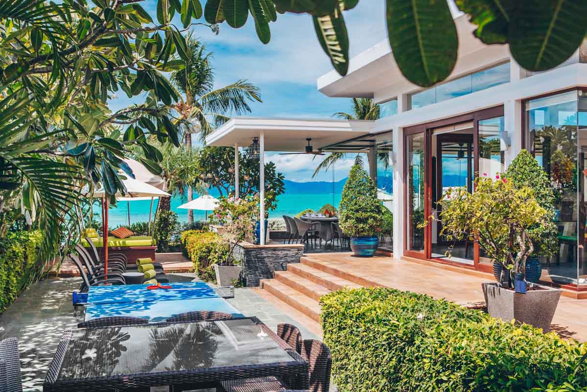ID:689 Five bedrooms beachfront villa on Bang Por beach