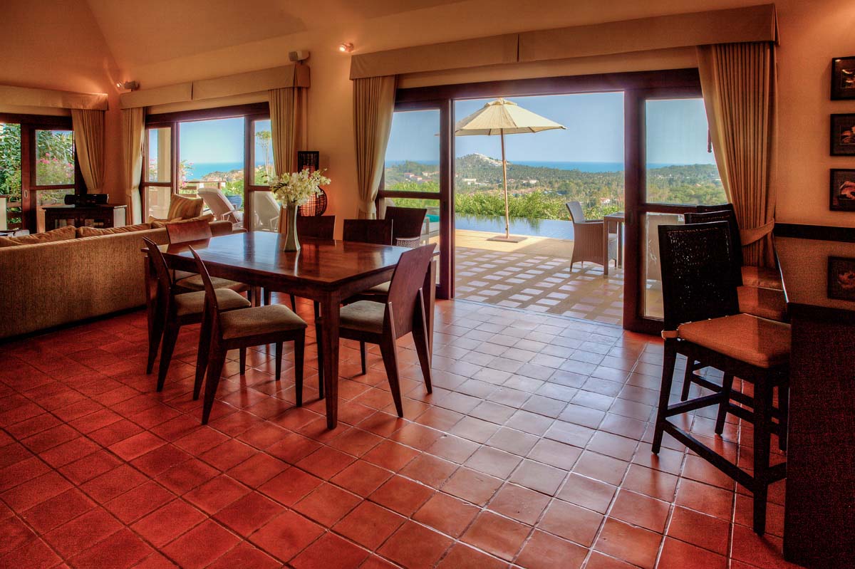 ID:666/AV Five bedroom villa with sea view in Choeng Mon