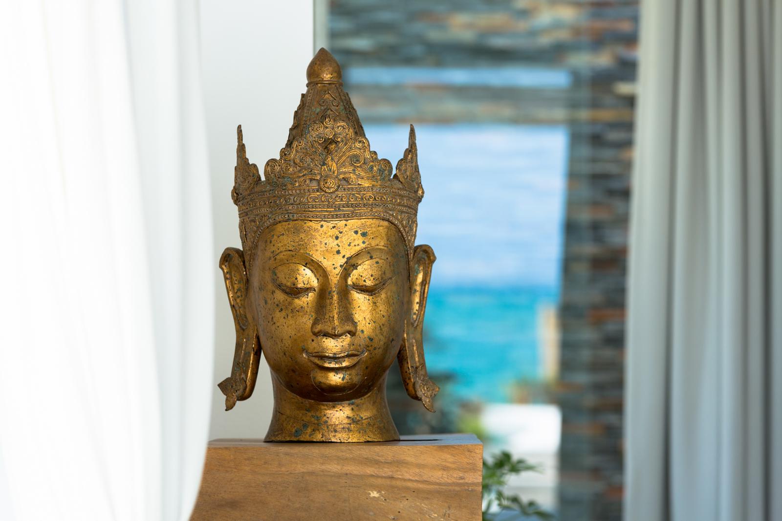 ID:733 Five bedroom beachfront villa on Samrong