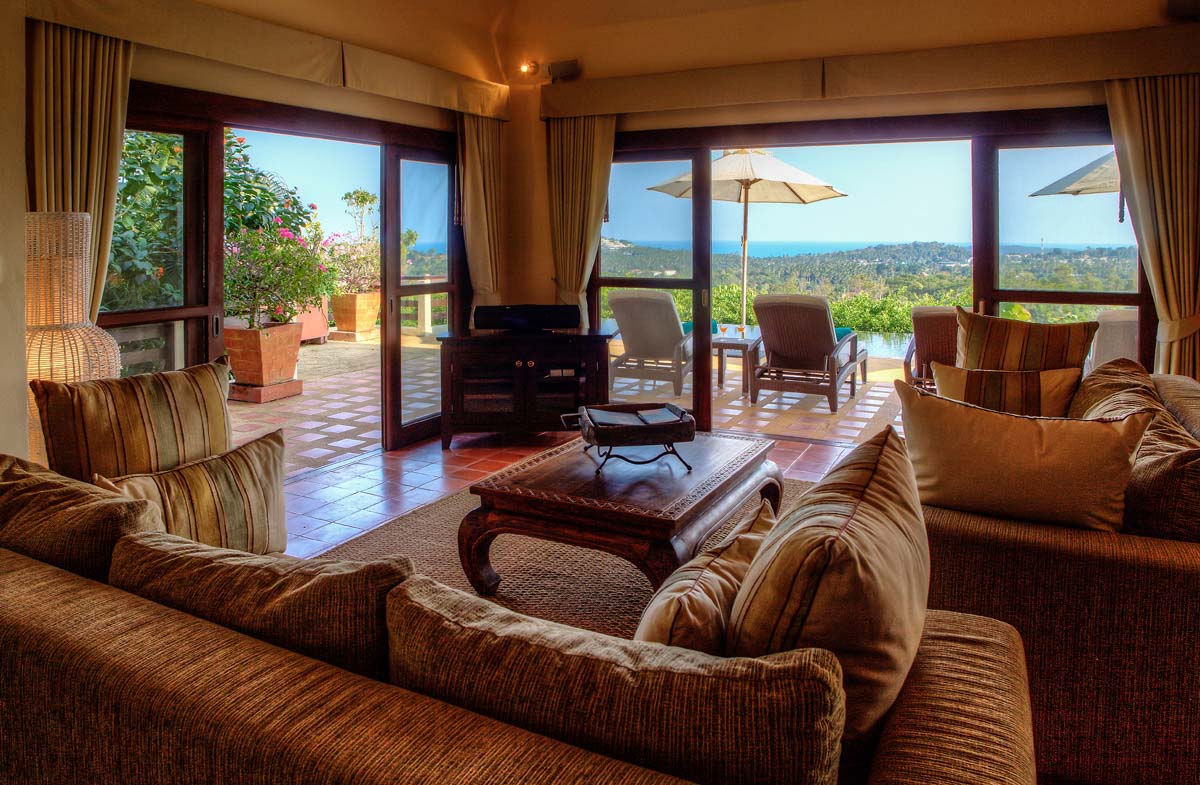 ID:666/AV Five bedroom villa with sea view in Choeng Mon