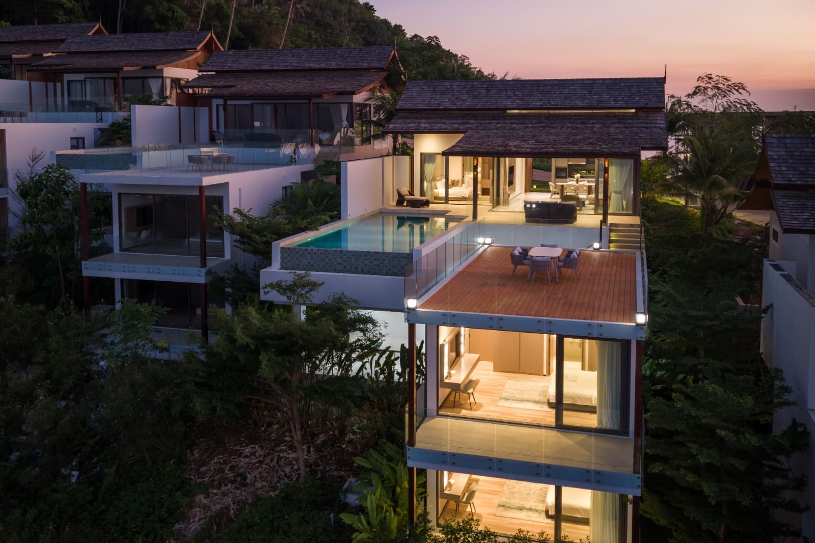 VILR-0082: Brand-new 3-bedroom modern thai-style villa with infinity pool & panoramic sunset sea views in Bang Por