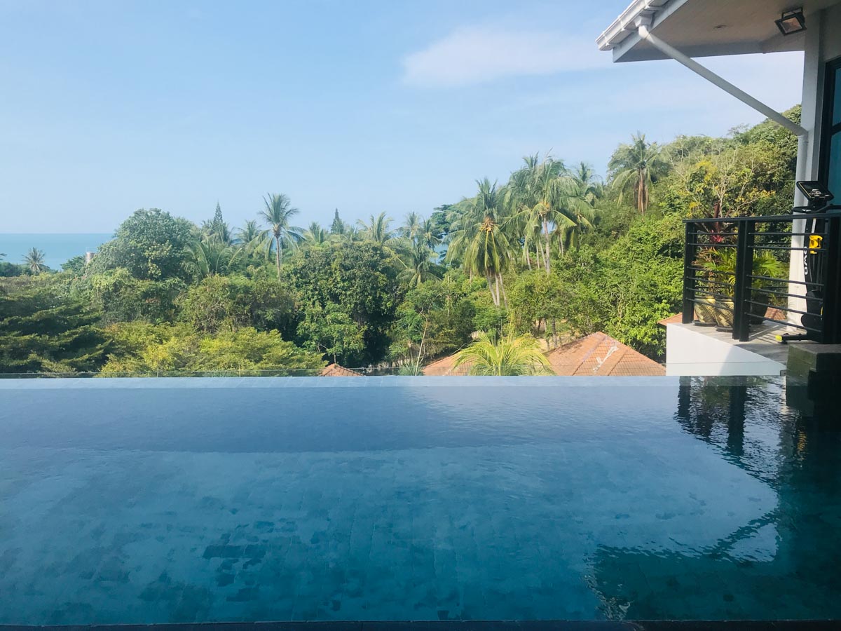 ID:652/P Two bedroom penthouse near Crystal Bay beach