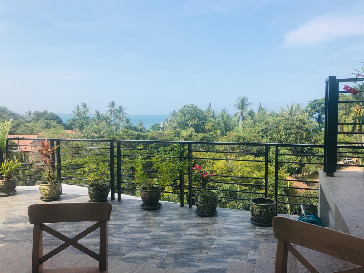 ID:652/P Two bedroom penthouse near Crystal Bay beach