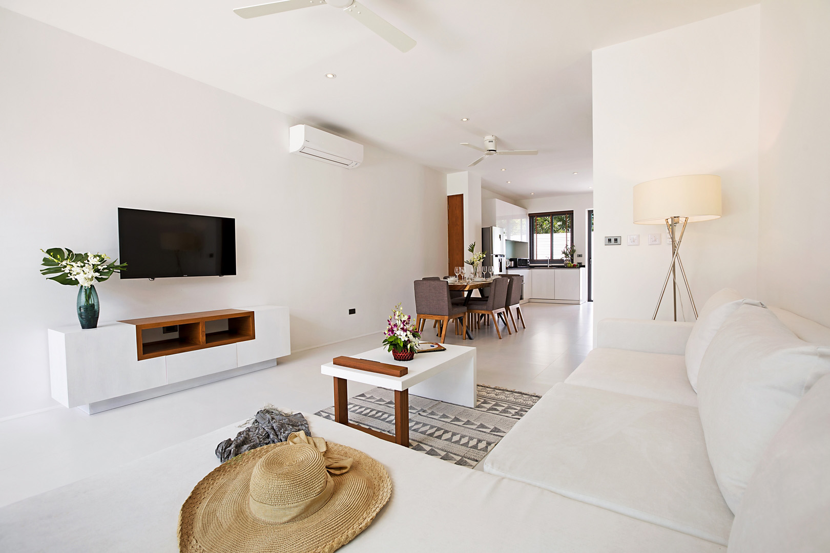 ID:544 Two bedroom townhouse on Choeng Mon