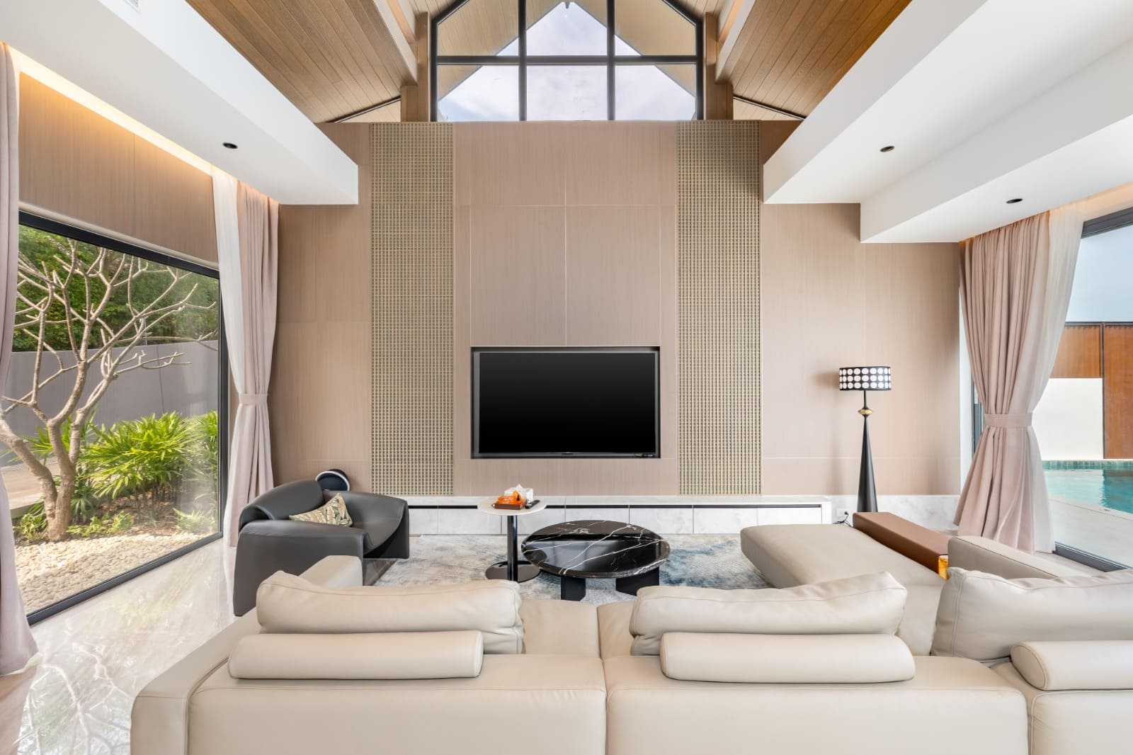 VILR-0081: Brand-new modern thai style sea view villa with 3 bedroom and private pool, located in Bang Por