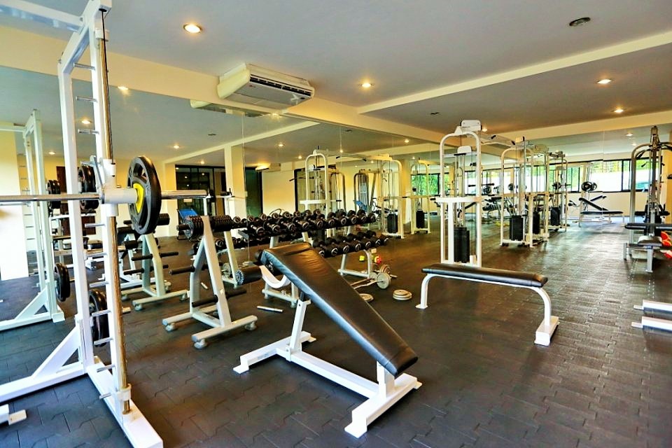 ID: 323 Two bedrooms apartment in a complex in Maenam area