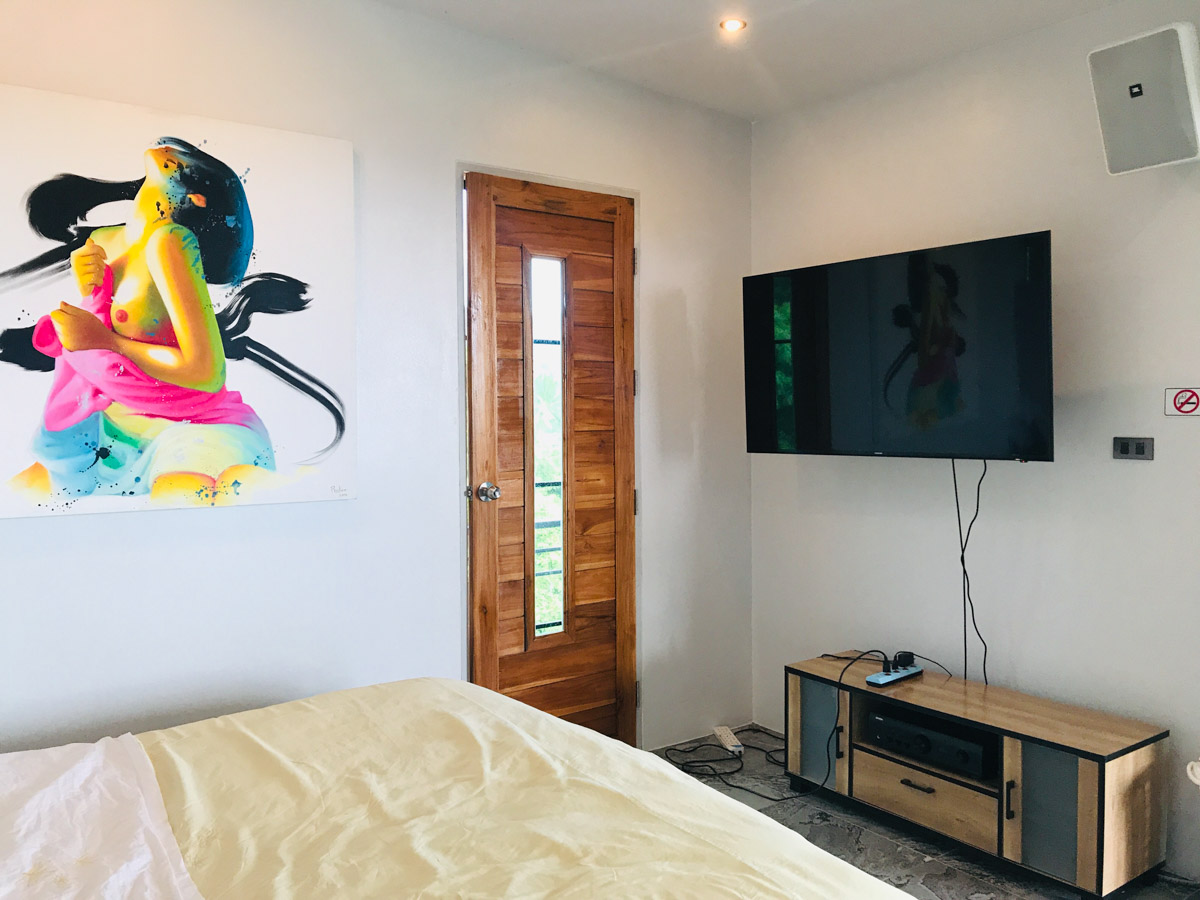ID:652/P Two bedroom penthouse near Crystal Bay beach