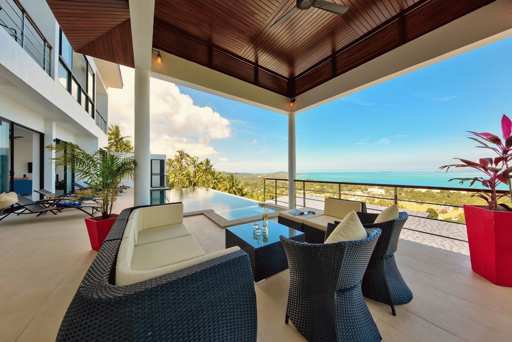 ID:472 four Bedroom Villa with sea view on Maenam