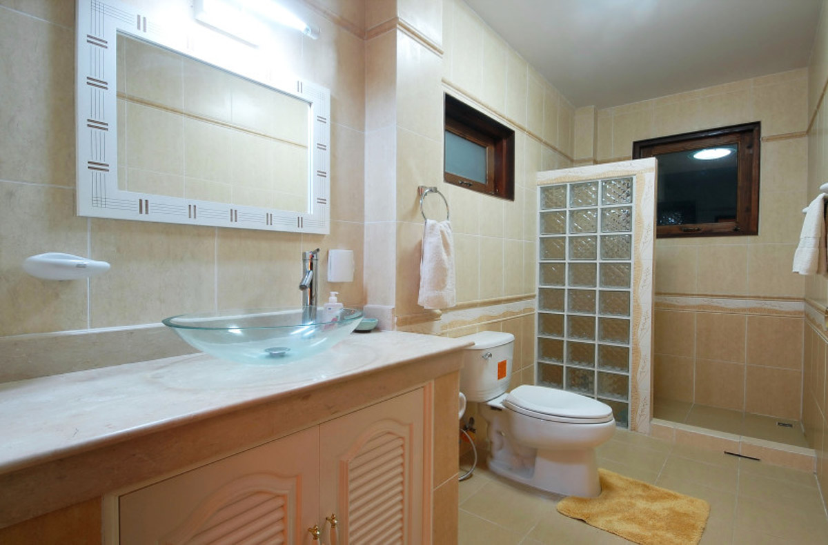 ID:703 Four bedroom villa on Chaweng beach