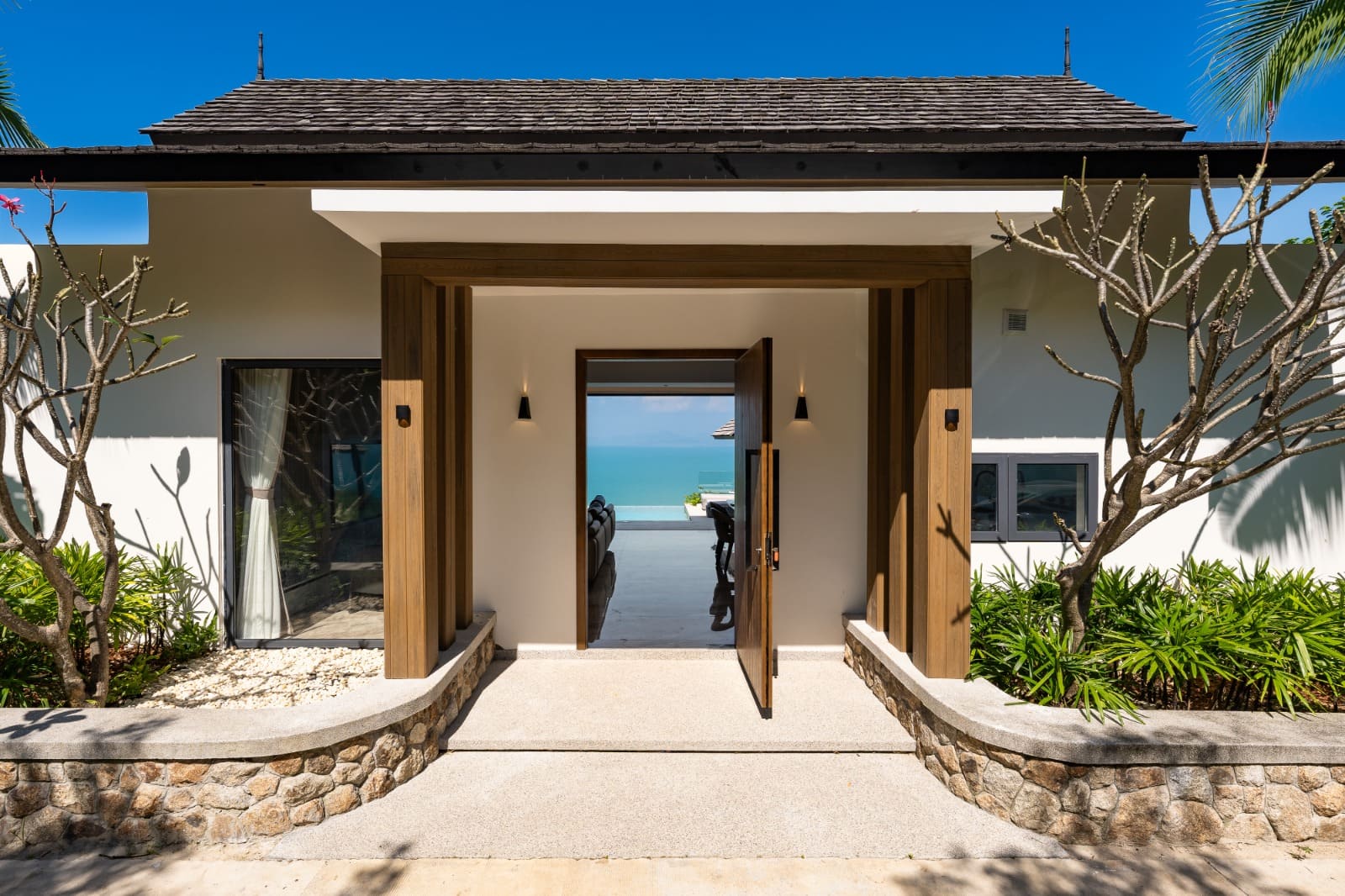 VILR-0081: Brand-new modern thai style sea view villa with 3 bedroom and private pool, located in Bang Por