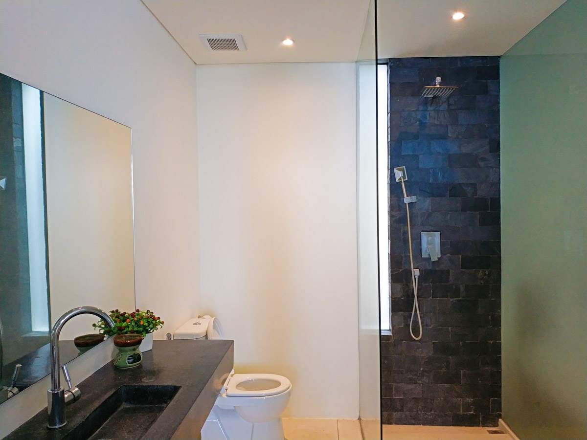 ID:653/P2V210 3-bedroom Villa with sea view in Chaweng