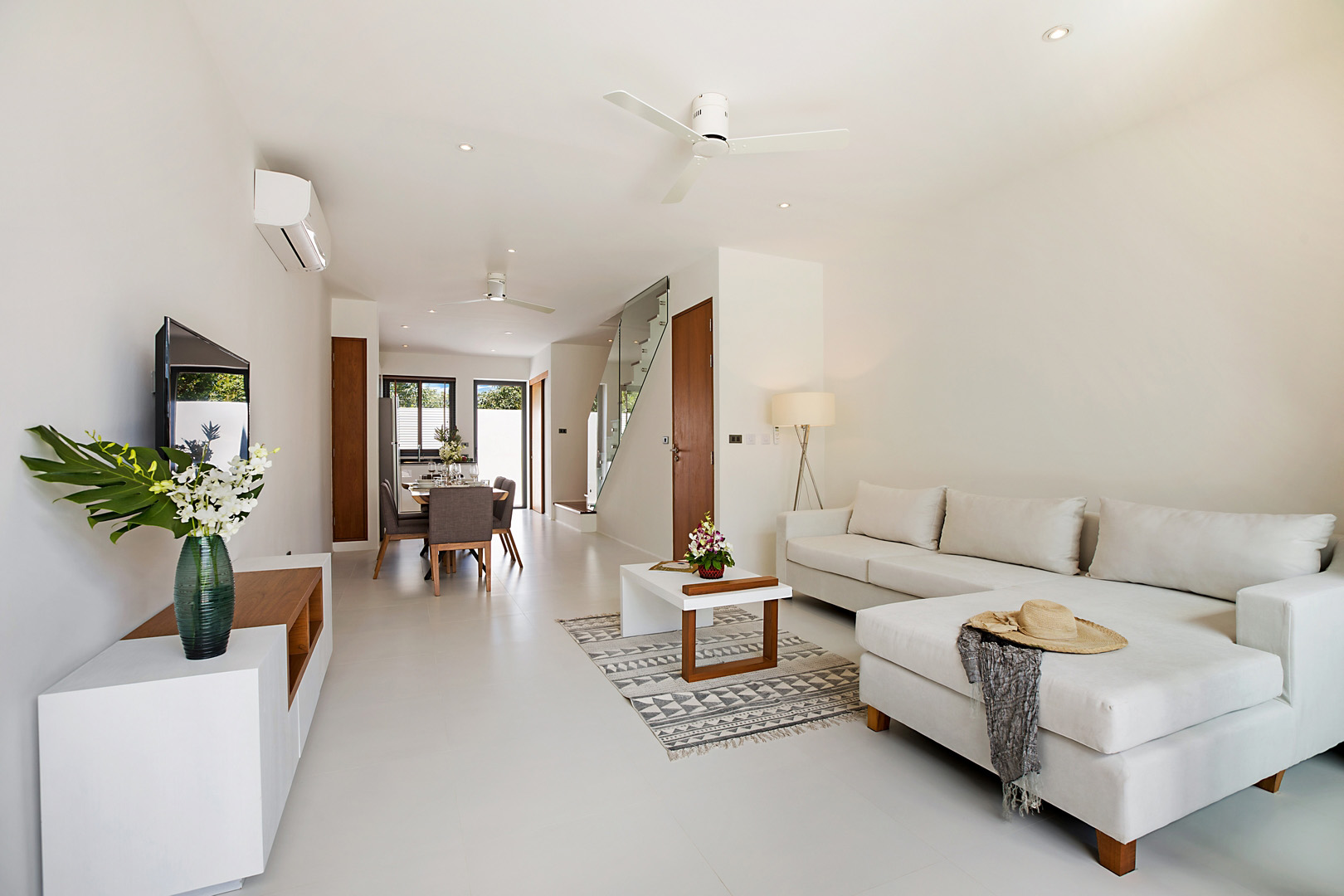 ID:544 Two bedroom townhouse on Choeng Mon