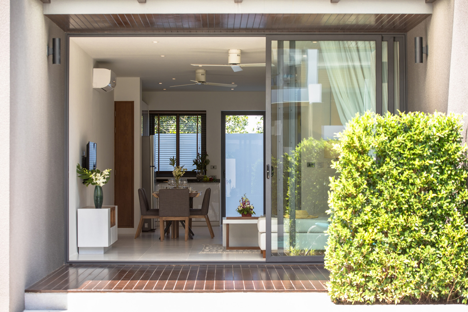 ID:544 Two bedroom townhouse on Choeng Mon