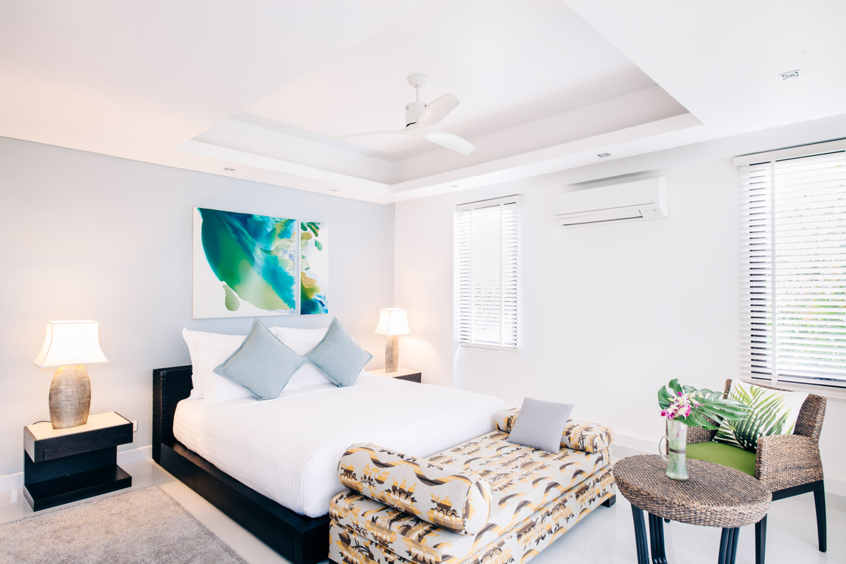 ID:689 Five bedrooms beachfront villa on Bang Por beach
