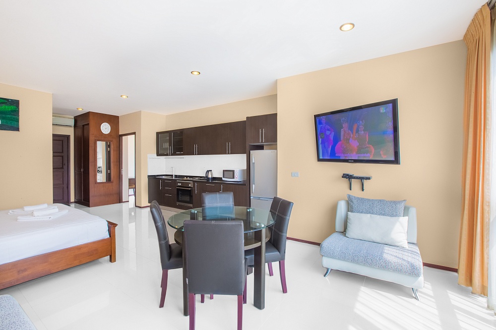 ID: 323 Two bedrooms apartment in a complex in Maenam area