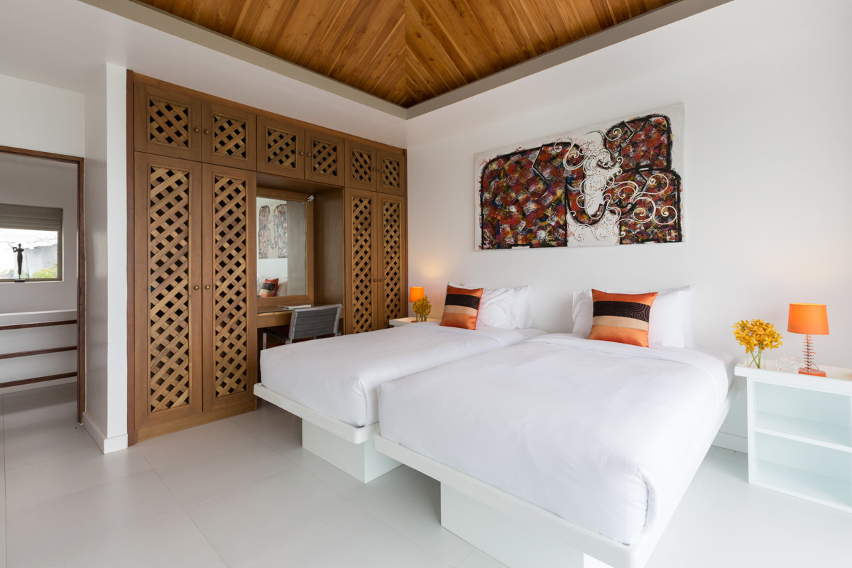 ID:621/JLZ Six bedrooms villa in Chaweng Noi