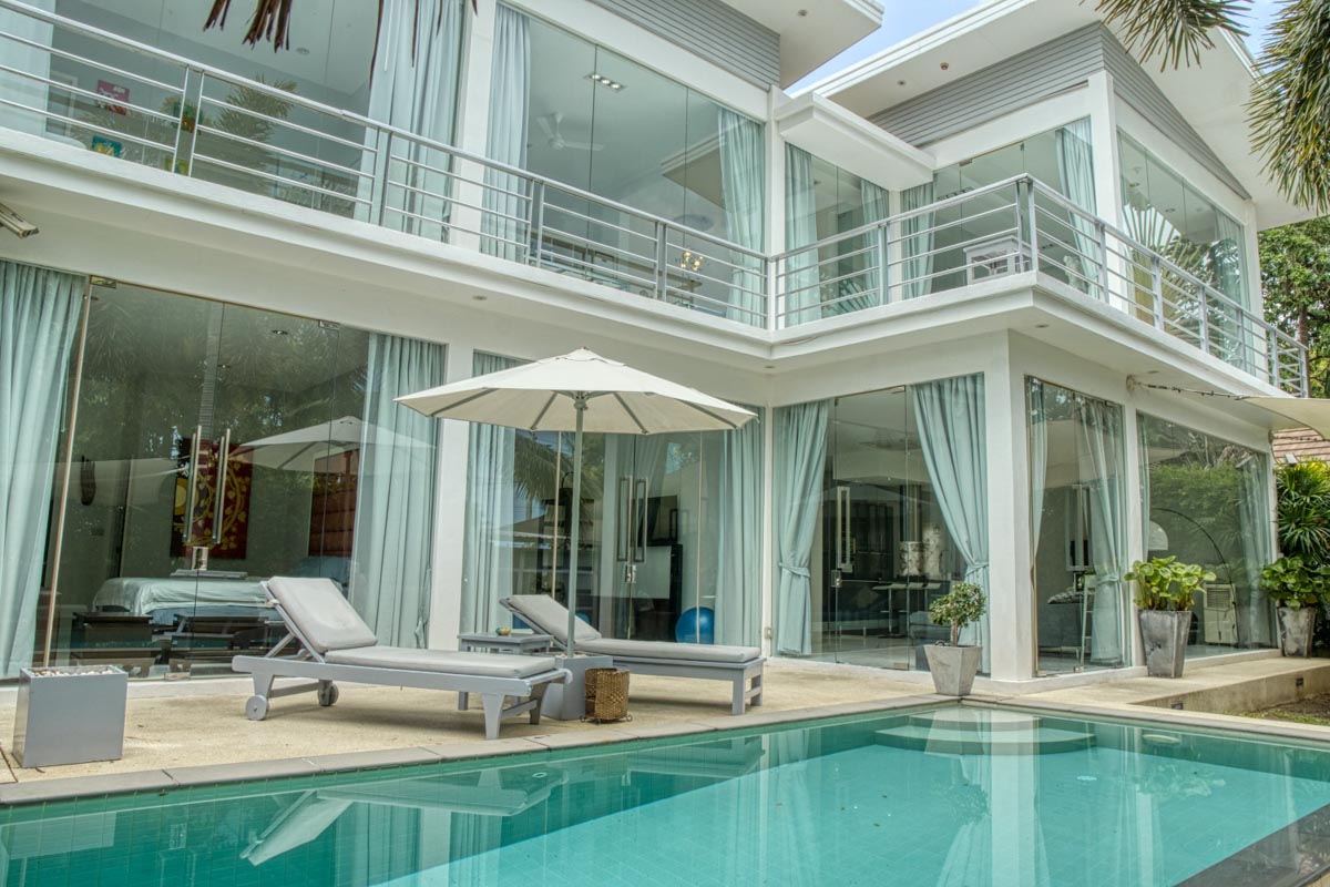 ID:702 Four bedroom villa on Chaweng beach