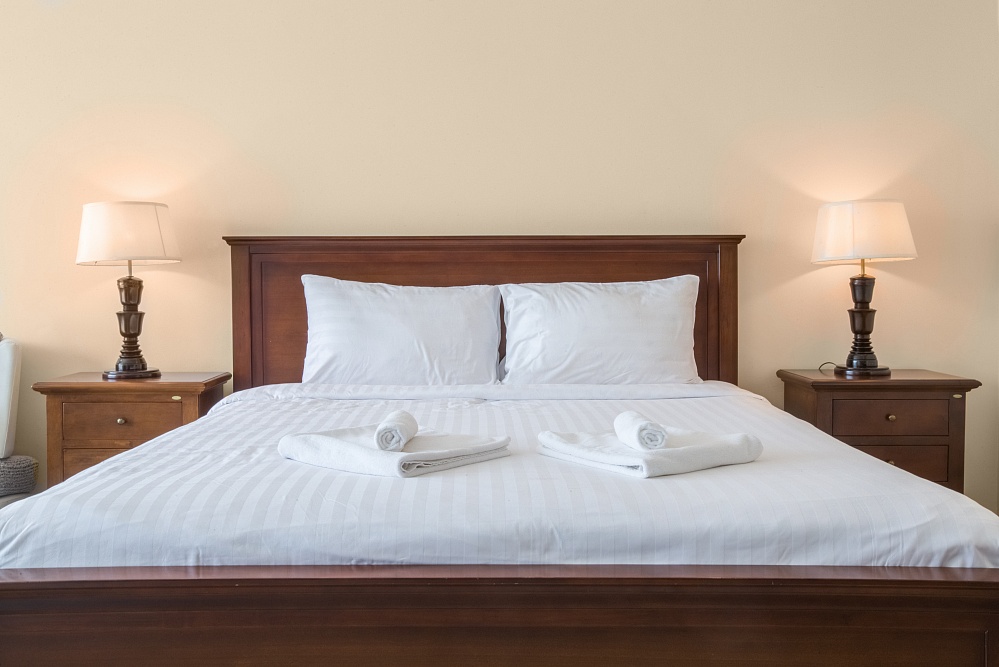 ID: 323 Two bedrooms apartment in a complex in Maenam area