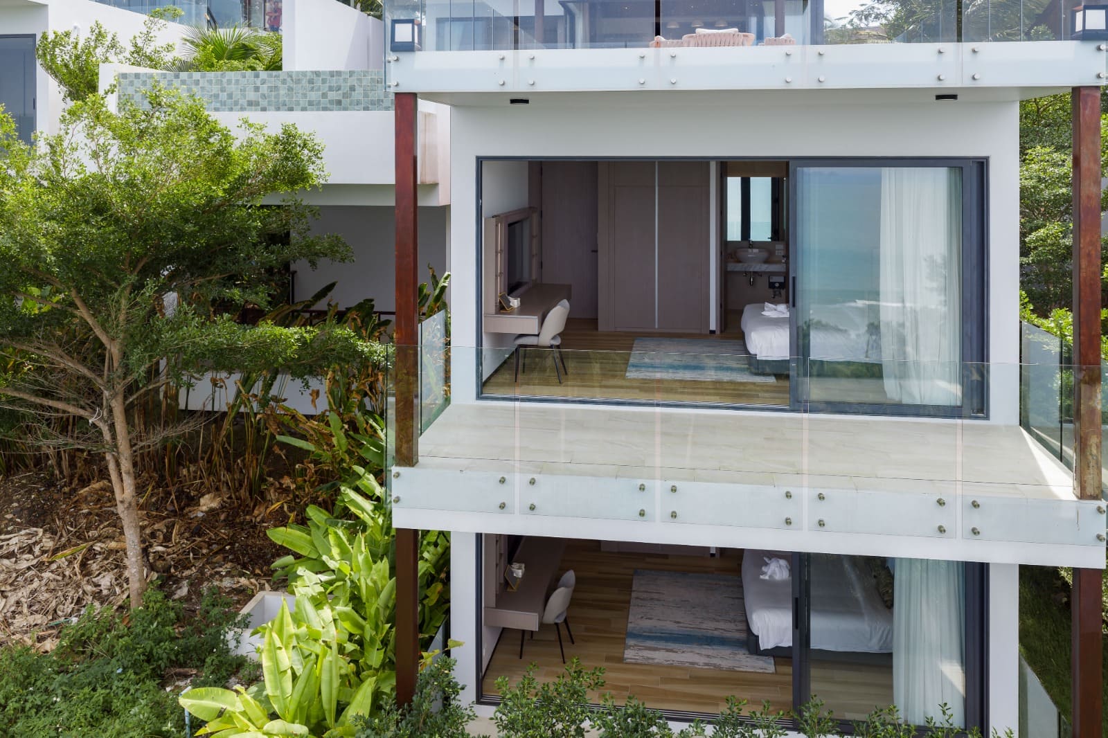 VILR-0082: Brand-new 3-bedroom modern thai-style villa with infinity pool & panoramic sunset sea views in Bang Por