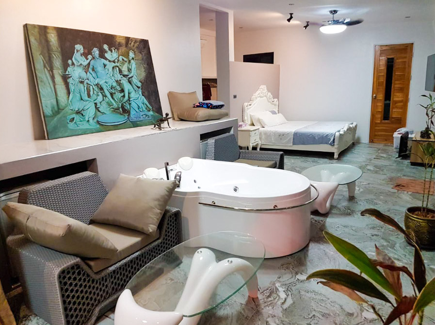 ID:652/P Two bedroom penthouse near Crystal Bay beach