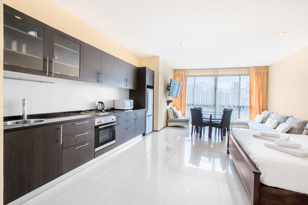 ID: 323 Two bedrooms apartment in a complex in Maenam area