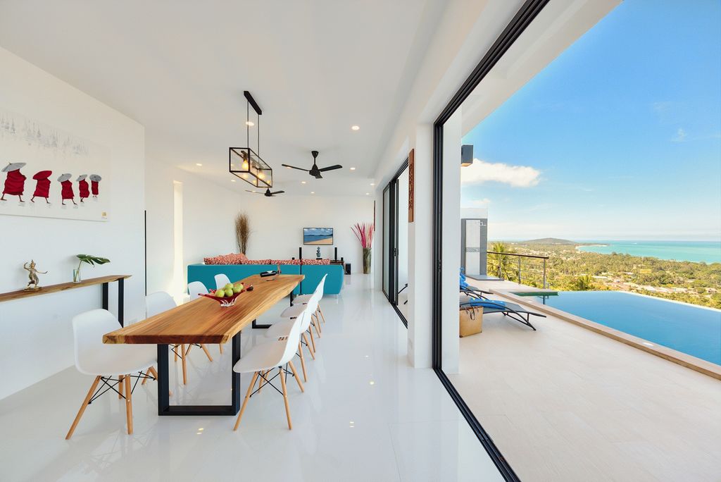 ID:472 four Bedroom Villa with sea view on Maenam
