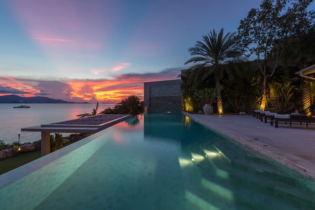 ID:711 6 bedroom villa on Samrong beach