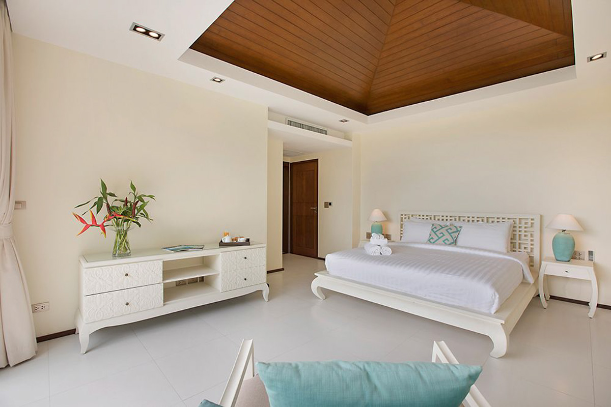 ID:699 Four bedroom villa near Samrong beach