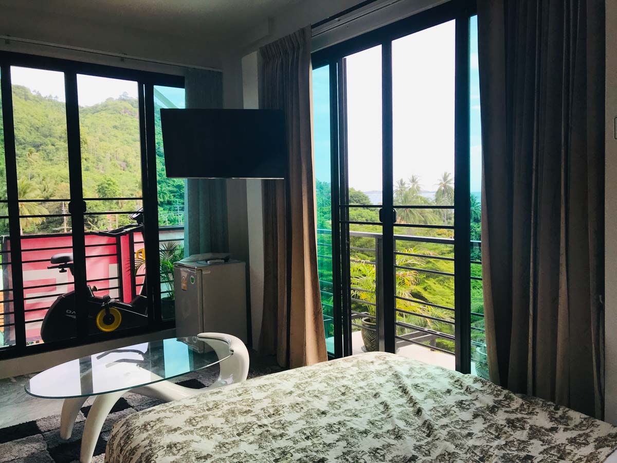ID:652/P Two bedroom penthouse near Crystal Bay beach