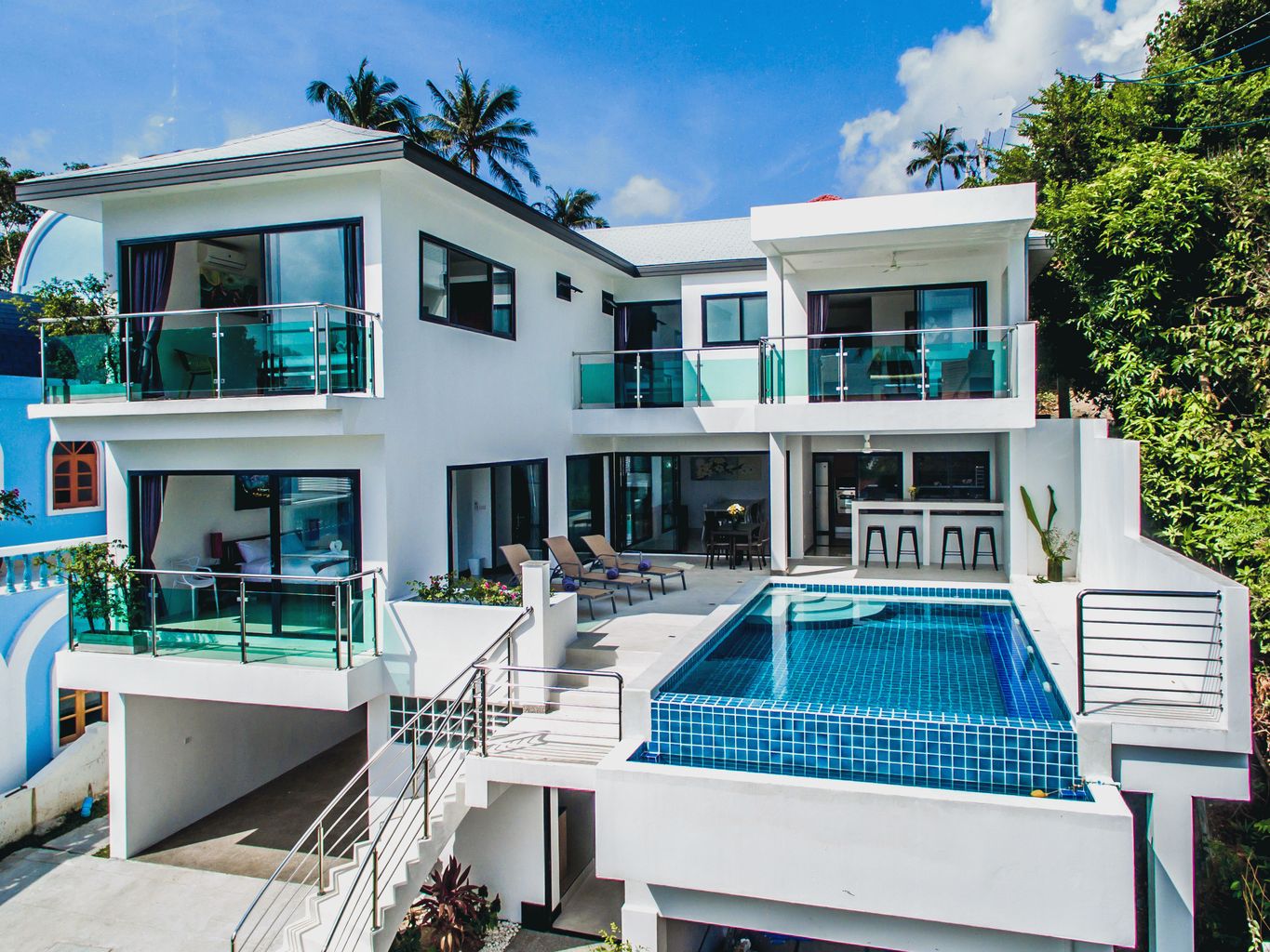 ID:148 Four bedroom villa on Lamai