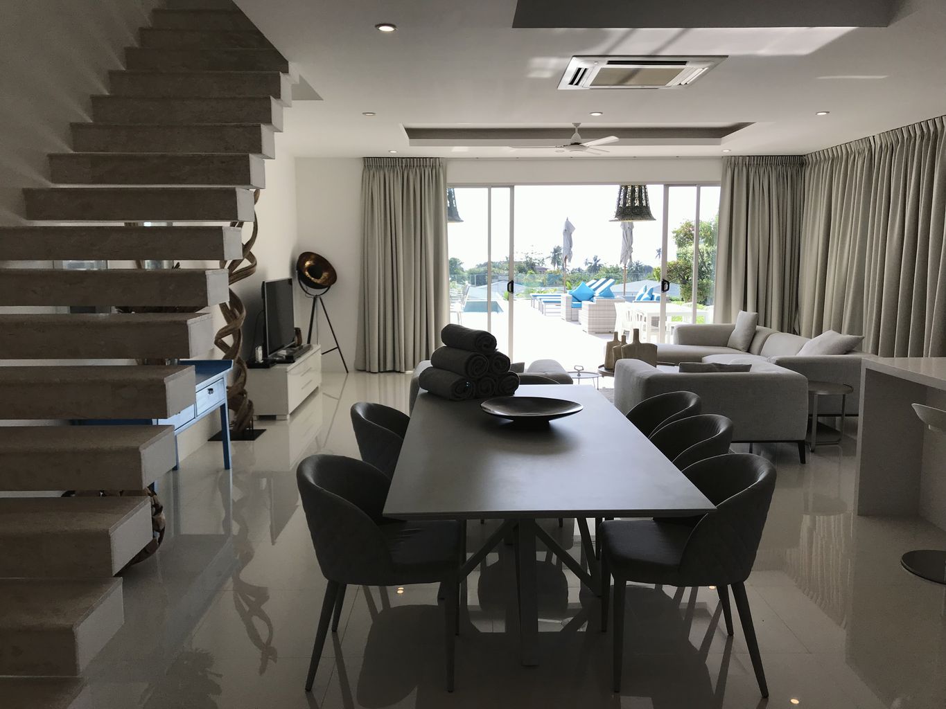 ID:483 Three bedroom villa on Plai Laem