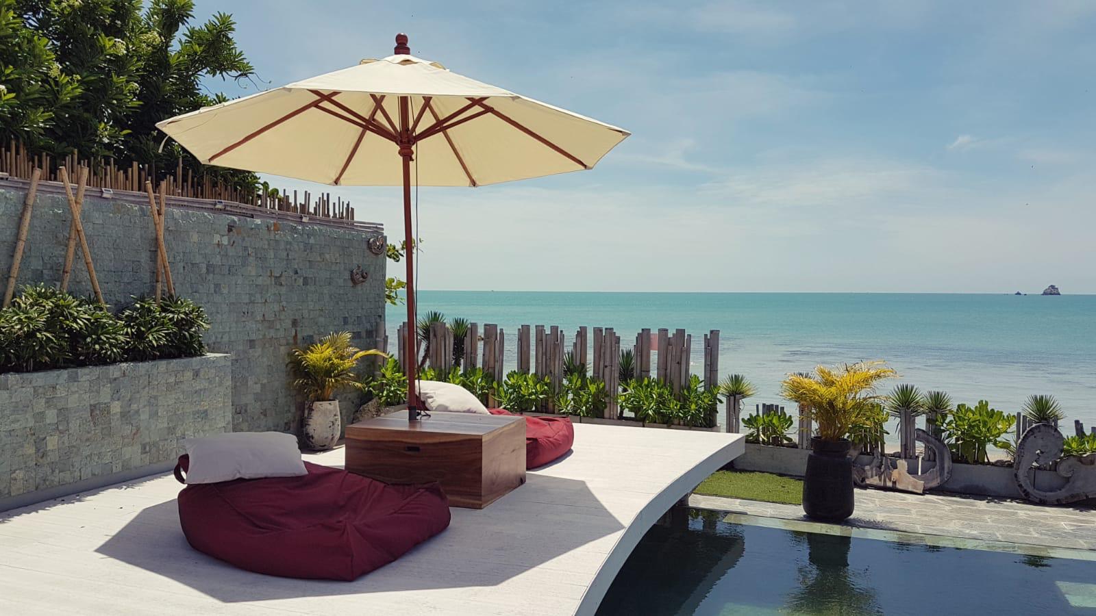 ID:733 Five bedroom beachfront villa on Samrong