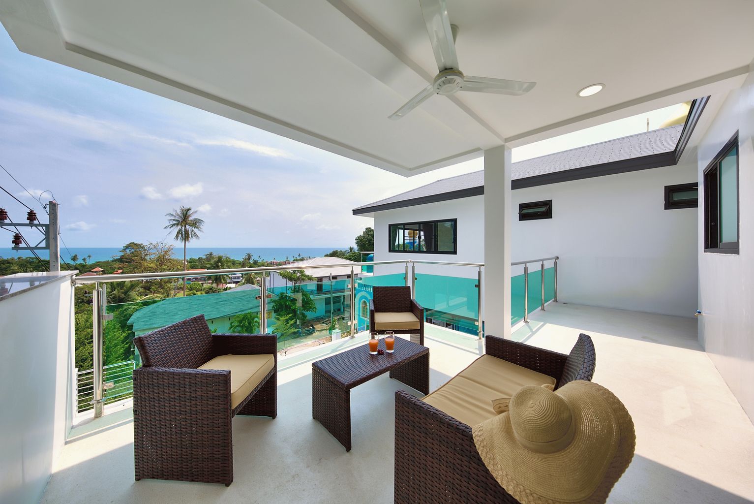ID:148 Four bedroom villa on Lamai