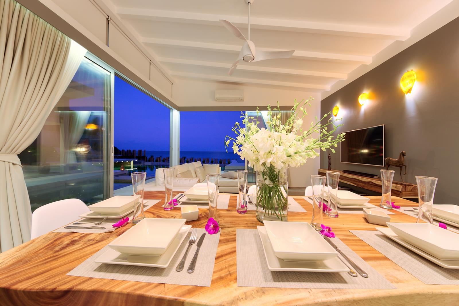 ID:733 Five bedroom beachfront villa on Samrong