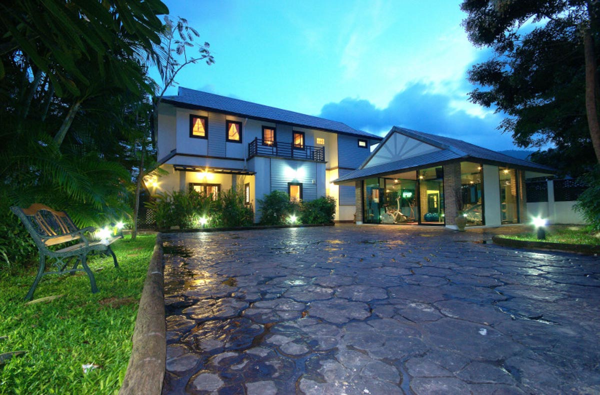 ID:703 Four bedroom villa on Chaweng beach
