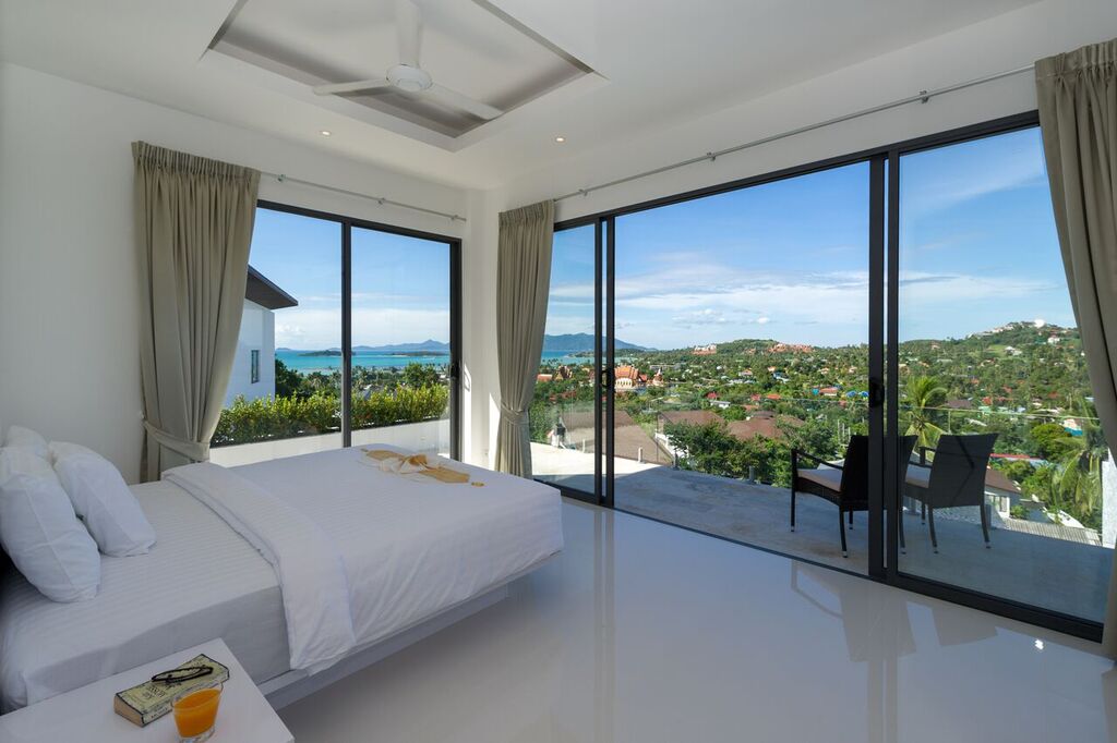 ID:527/S10A Three bedrooms villa on Choeng Mon with sea view