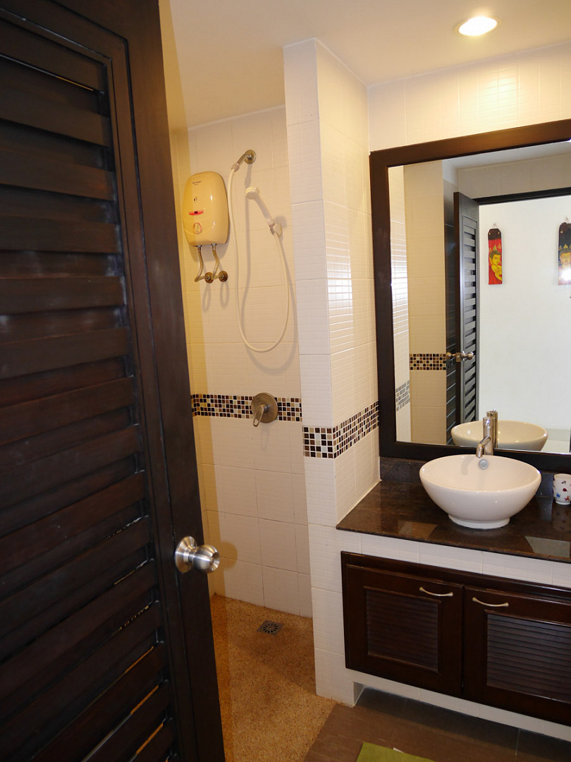 ID:679 Two bedroom apartment close to Crystal Bay