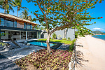 ID:599/BFM Four bedrooms villa on the beachfront of Bophut. 