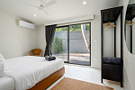 ID:599/BFM Four bedrooms villa on the beachfront of Bophut. 