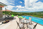 ID:569/YY Четырехспальная вилла с видом на море в районе Бопхут