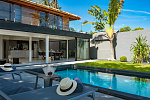 ID:599/BFM Four bedrooms villa on the beachfront of Bophut. 