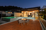 VILR-0082: Brand-new 3-bedroom modern thai-style villa with infinity pool & panoramic sunset sea views in Bang Por