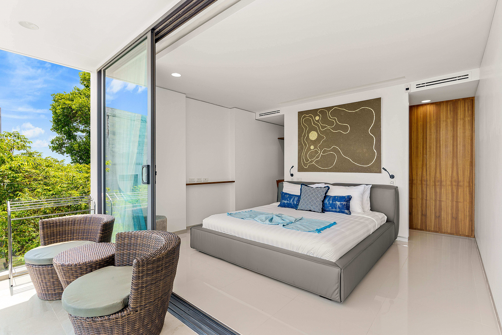 VILR-0088: Luxury 4-bedroom sea view villa with infinity pool in Lamai