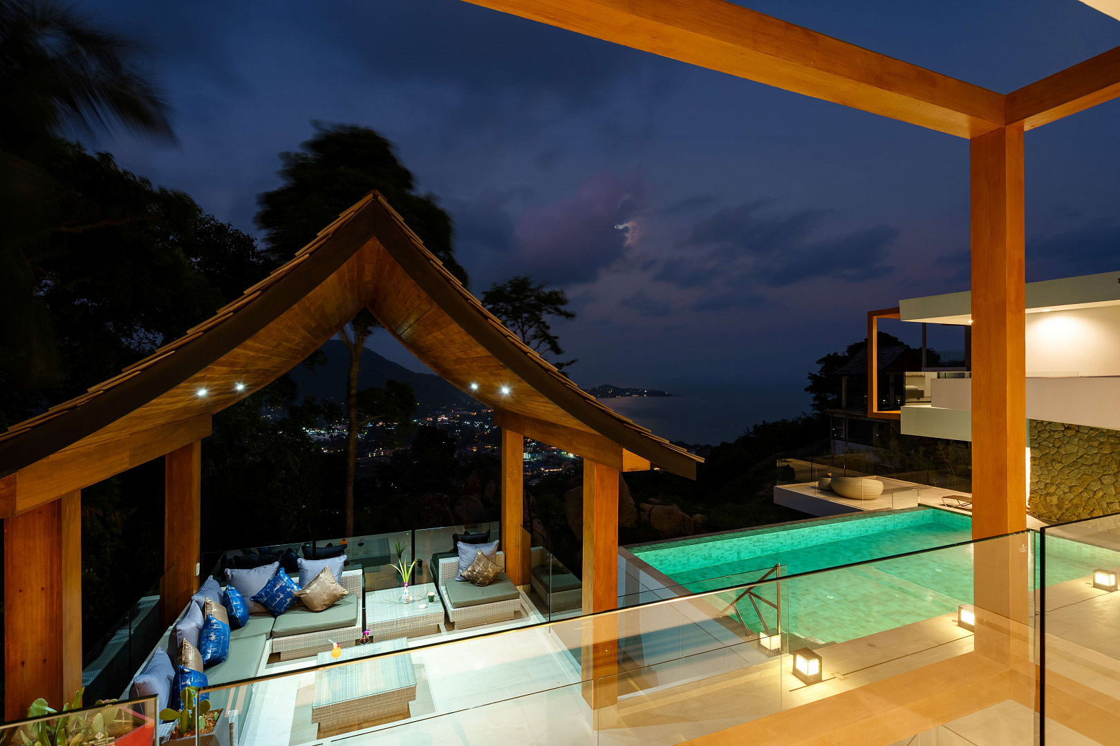 VILR-0088: Luxury 4-bedroom sea view villa with infinity pool in Lamai